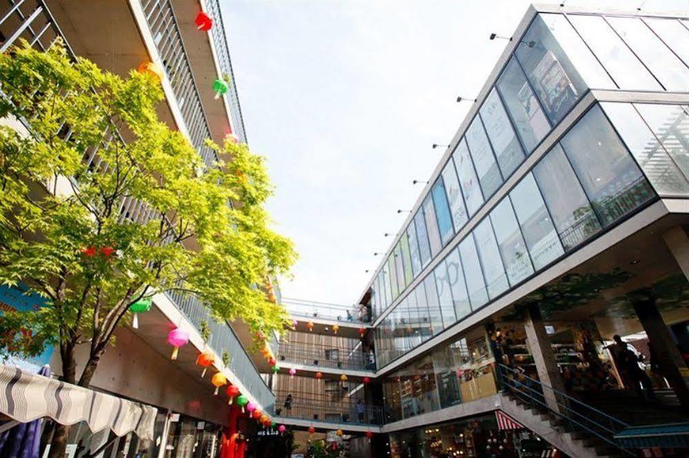 24 Guesthouse Jongno Tower Seoul Exterior foto