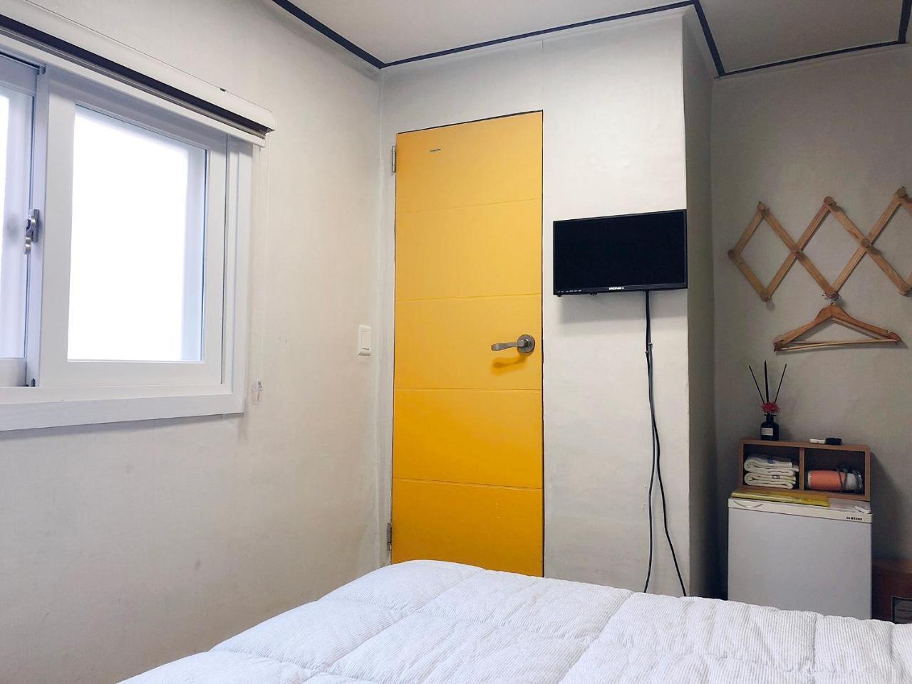 24 Guesthouse Jongno Tower Seoul Exterior foto